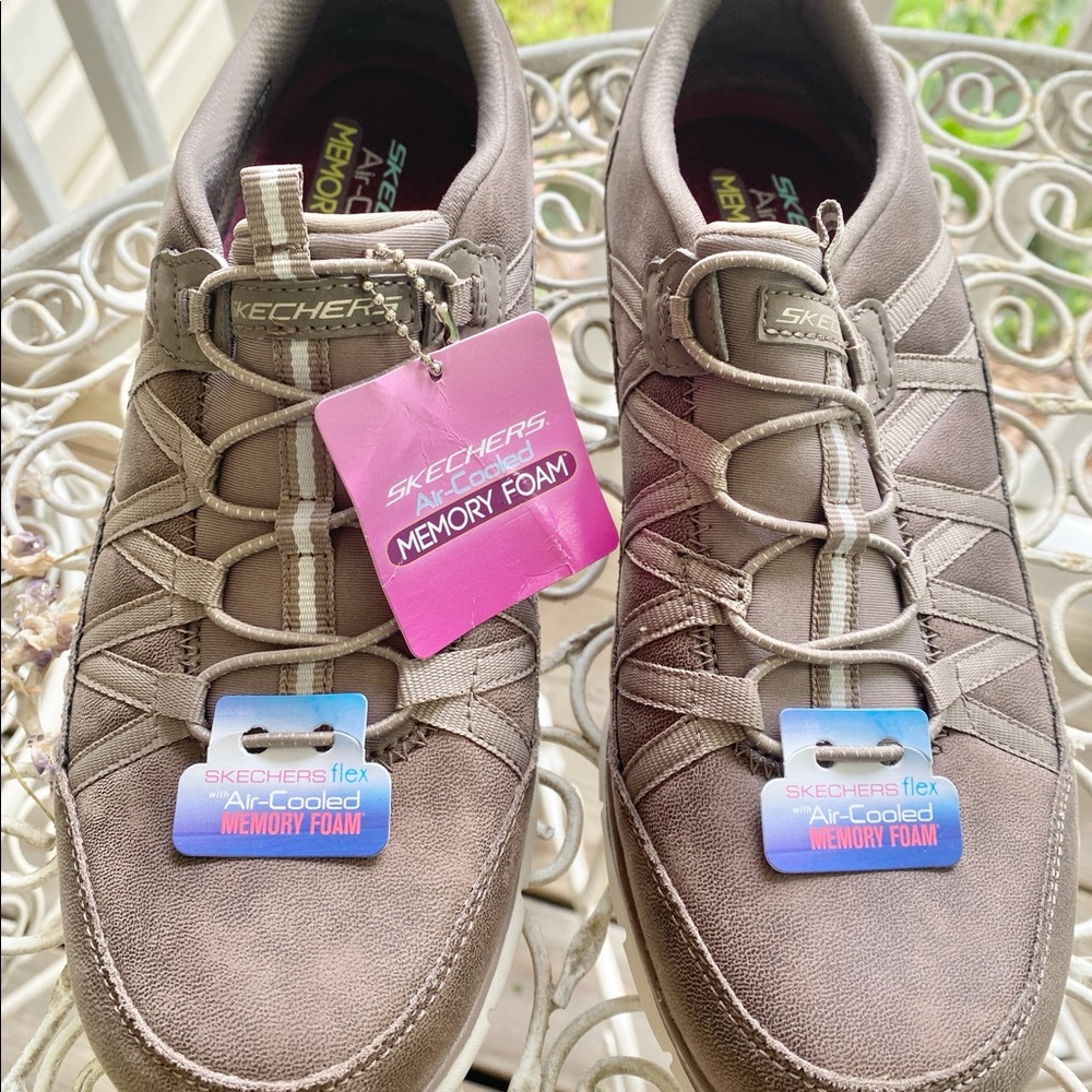 Skechers Flex Air-Cooled Memory Foam Slip On Shoes Size 9 1/2